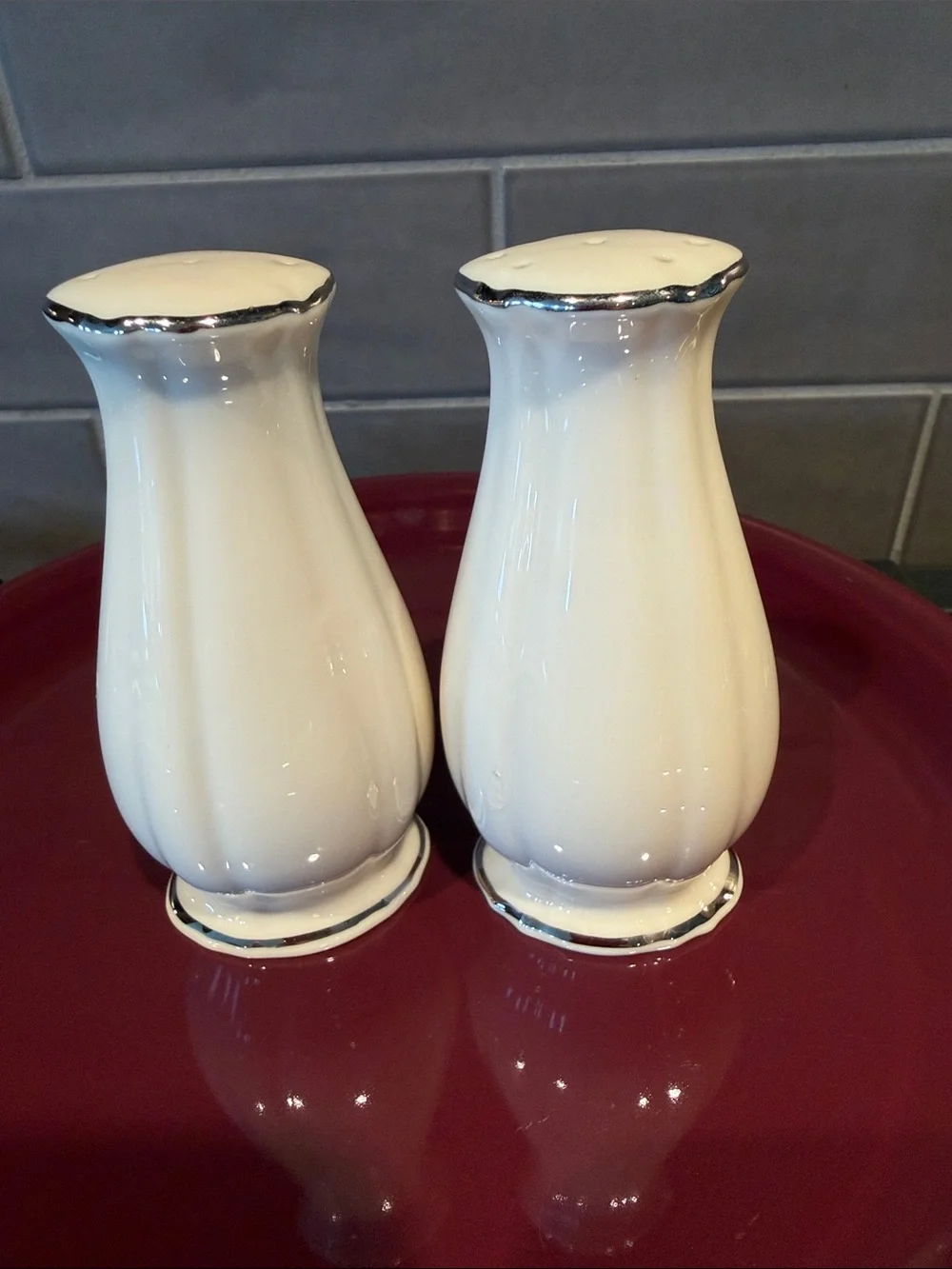 Lenox vintage salt pepper shaker set platinum excellent like new condition